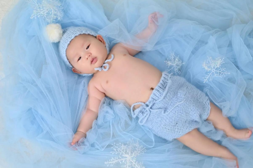 临沂未满月宝宝上火的症状 临沂未满月宝宝上火的症状